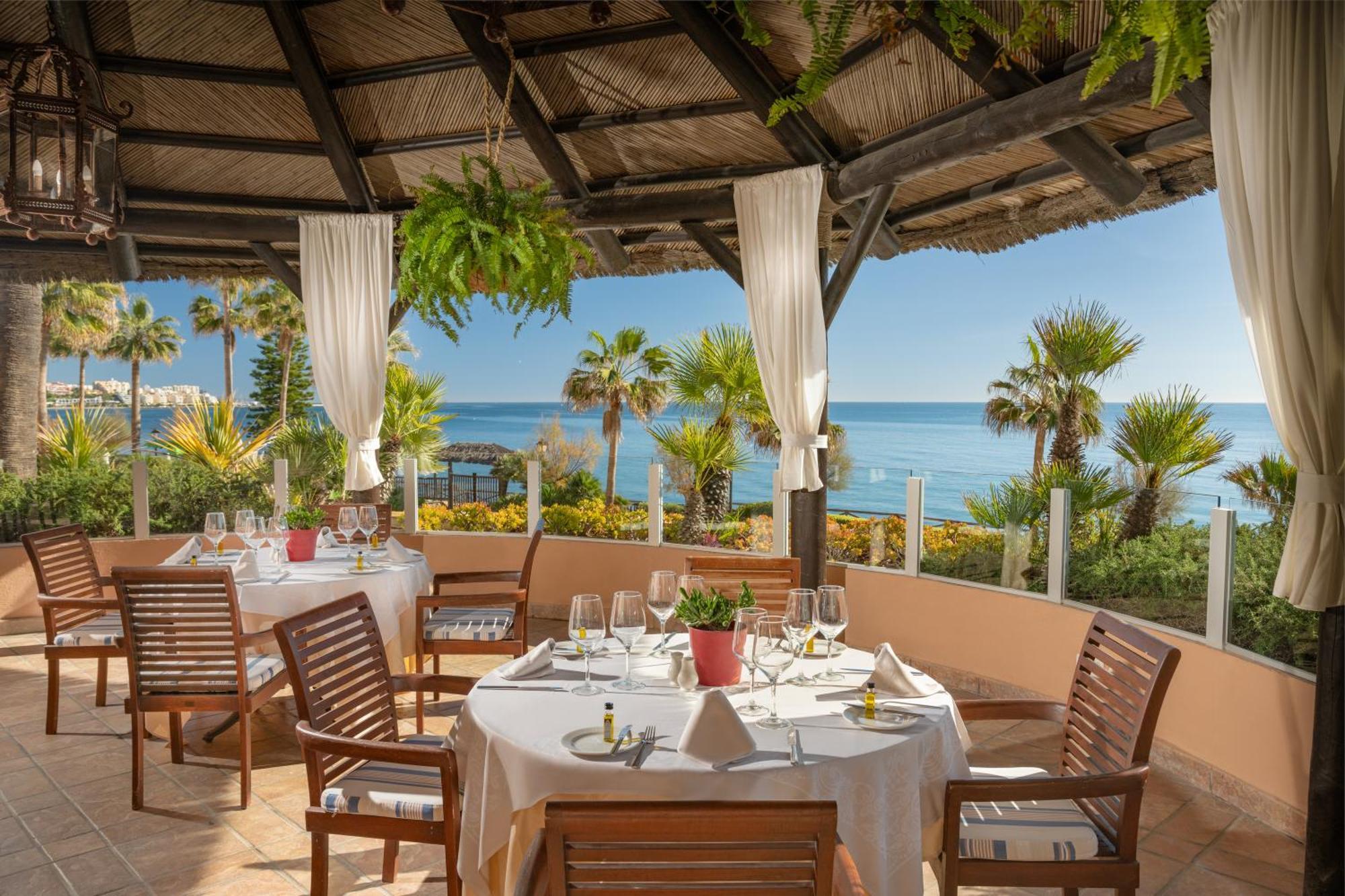 Elba Estepona Gran Hotel & Thalasso Spa Екстериор снимка