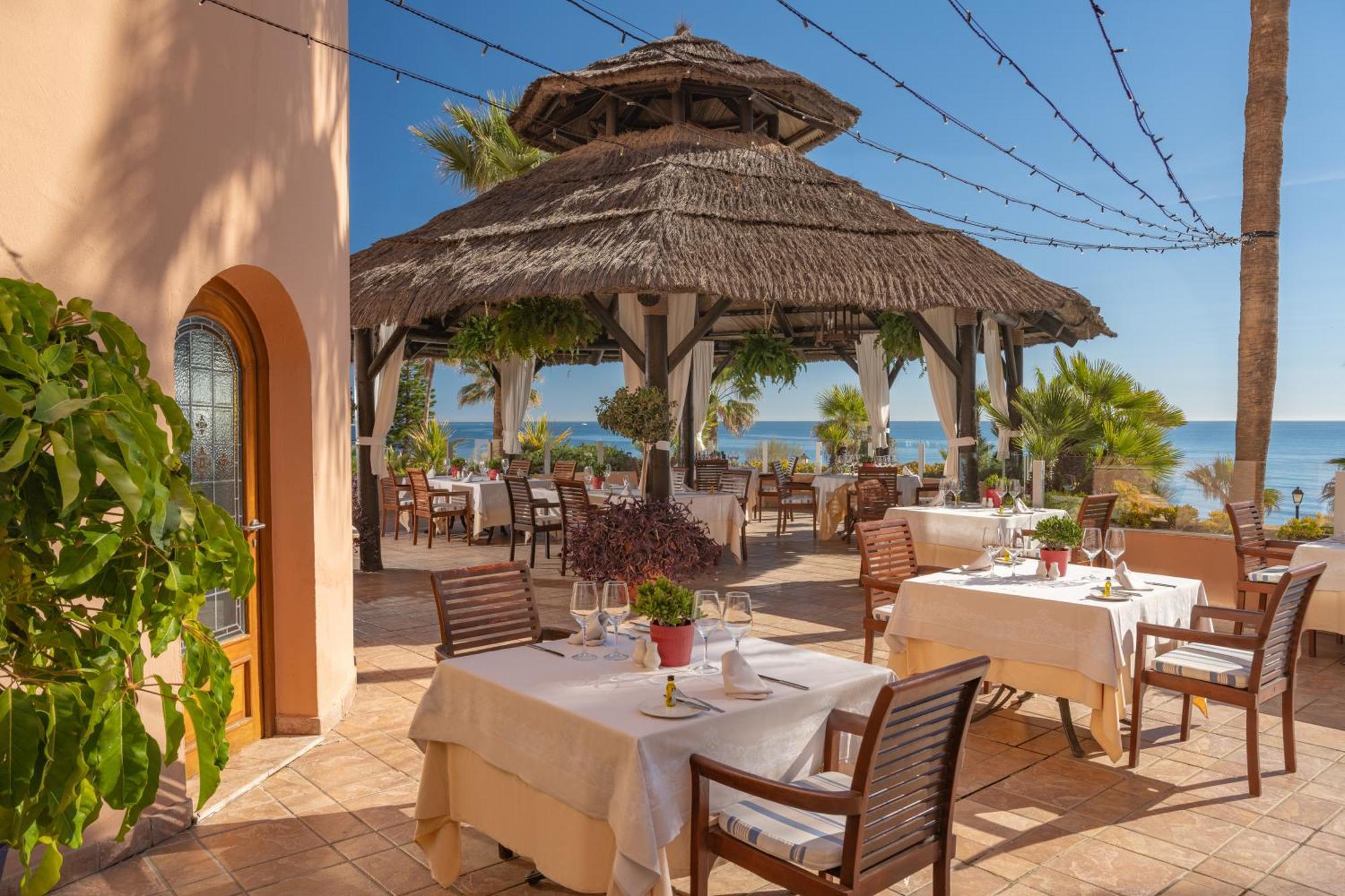Elba Estepona Gran Hotel & Thalasso Spa Екстериор снимка