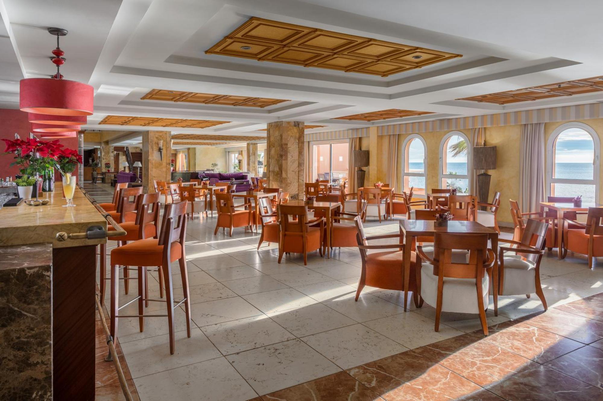 Elba Estepona Gran Hotel & Thalasso Spa Екстериор снимка