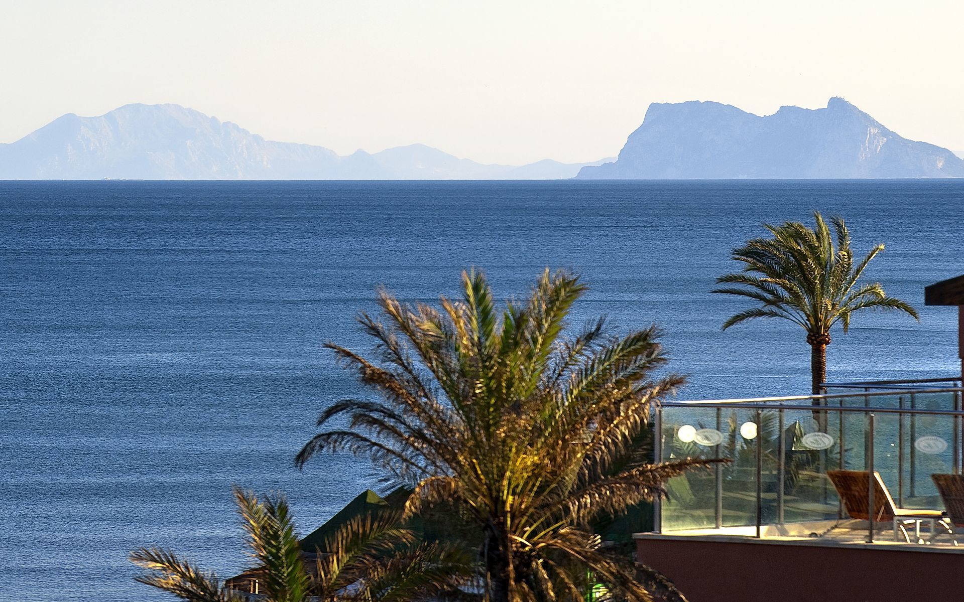 Elba Estepona Gran Hotel & Thalasso Spa Екстериор снимка View of Benidorm Island from Benidorm