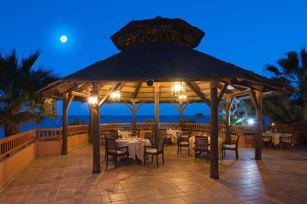 Elba Estepona Gran Hotel & Thalasso Spa Екстериор снимка The restaurant at the hotel